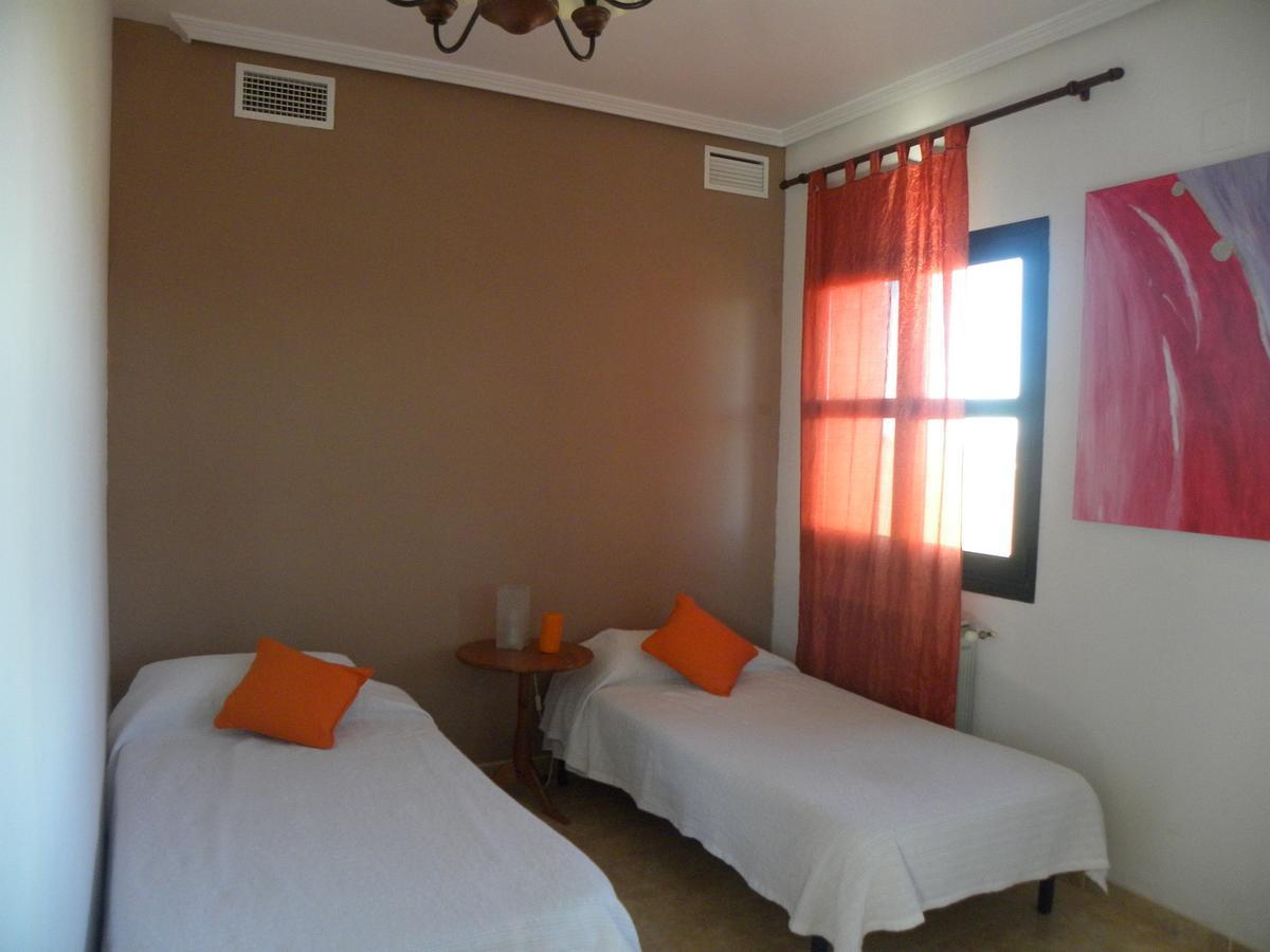 El Jardin De Los Gatos Apartament Caces Zewnętrze zdjęcie